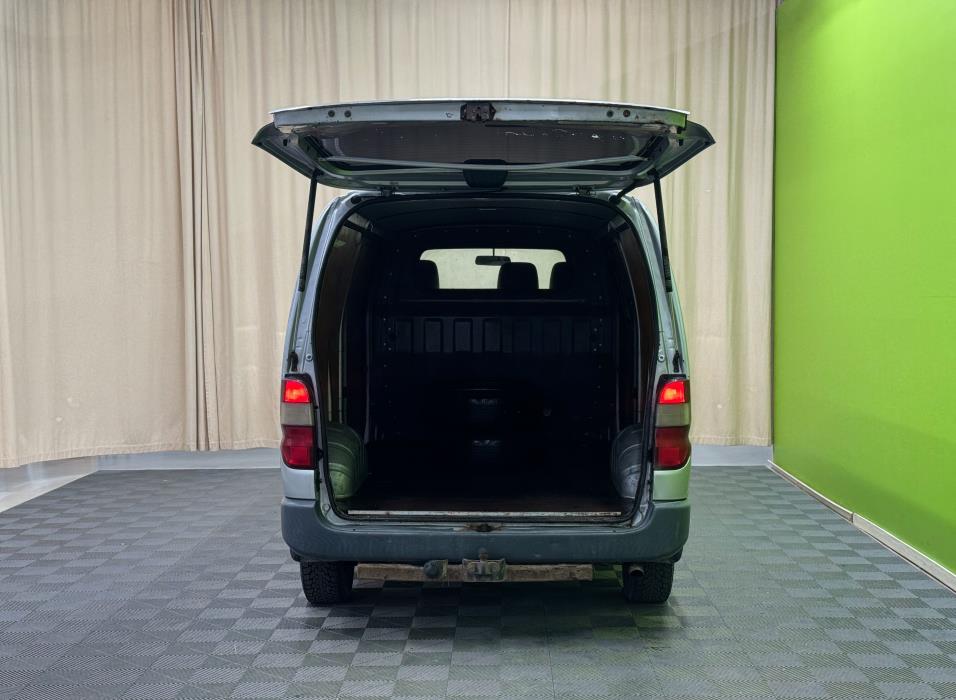 Toyota Hiace 2006