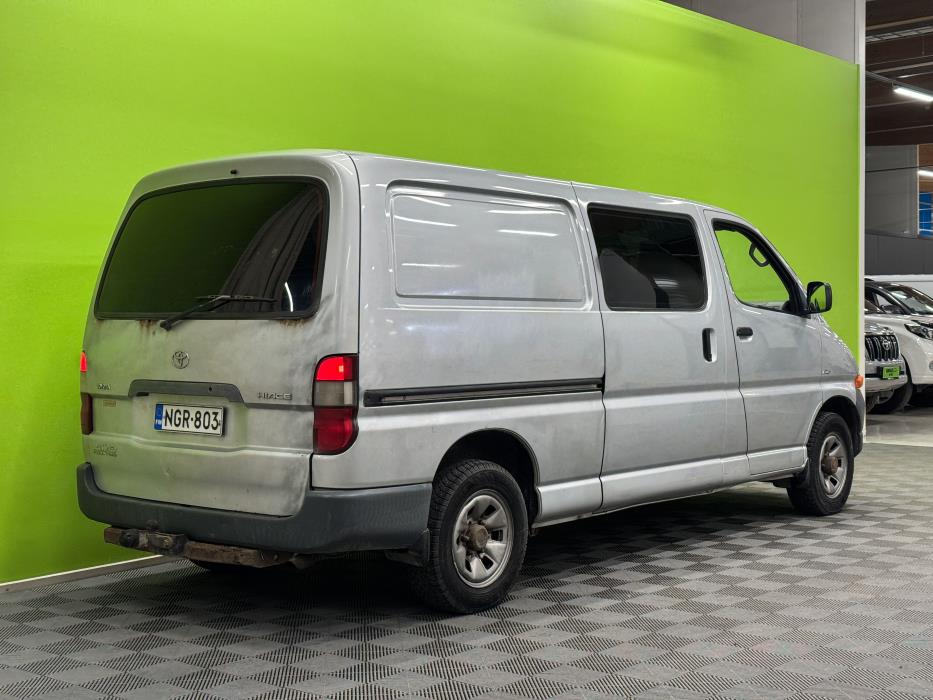 Toyota Hiace 2006