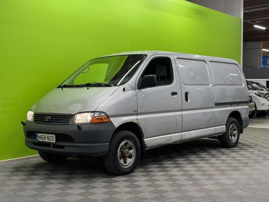 Toyota Hiace 2006