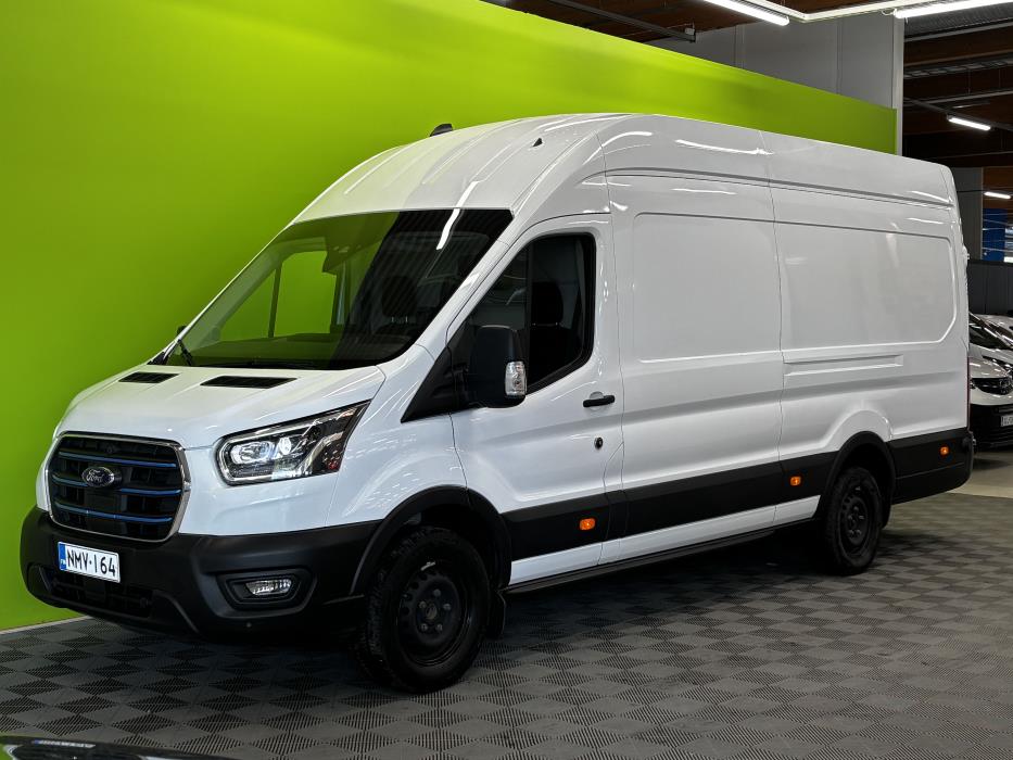 Ford Transit 2023