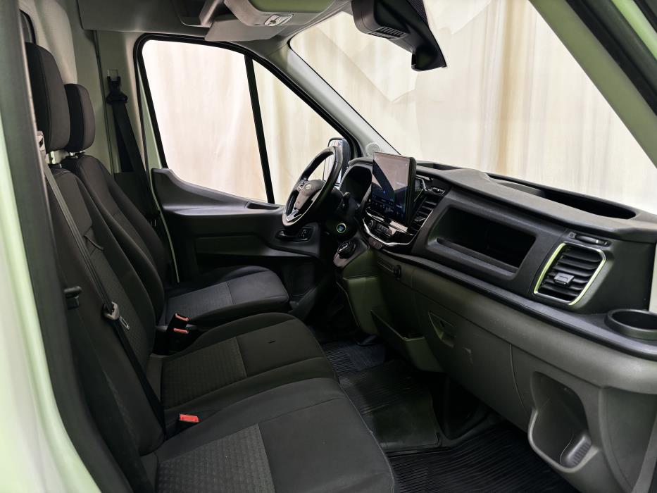 Ford Transit 2023