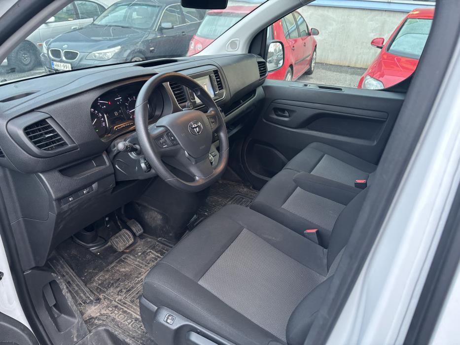 Toyota Proace 2023