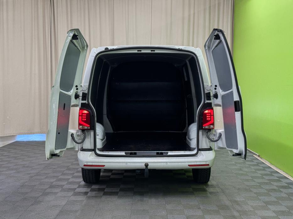 Volkswagen Transporter 2023