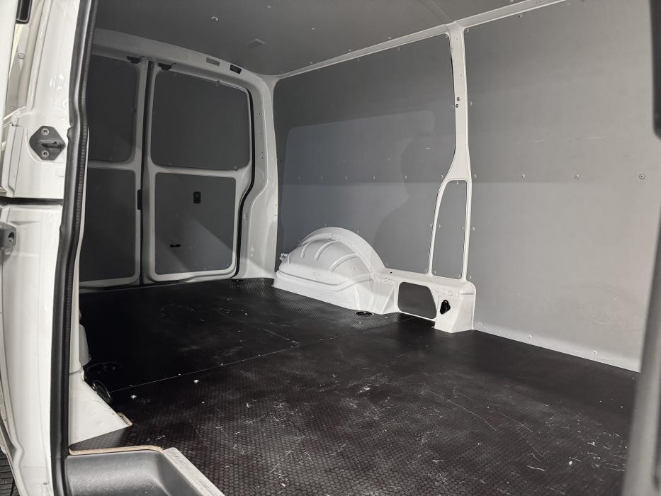 Volkswagen Transporter 2023