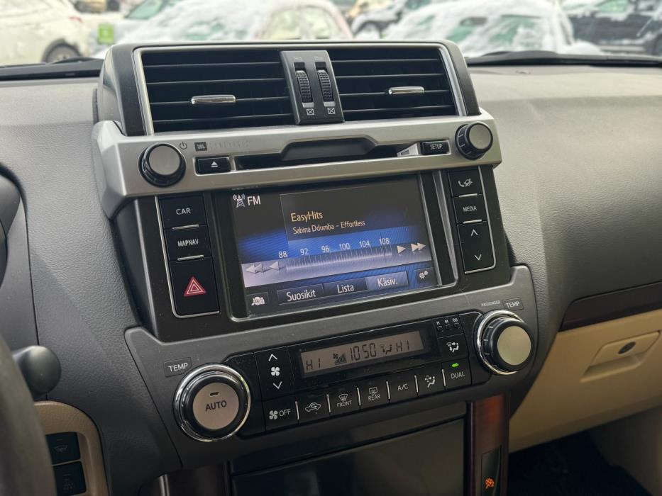 Toyota Land Cruiser 2016