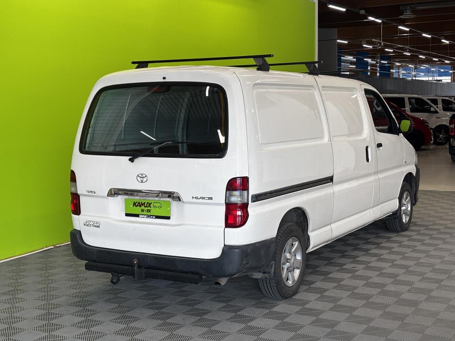 Toyota Hiace 2010