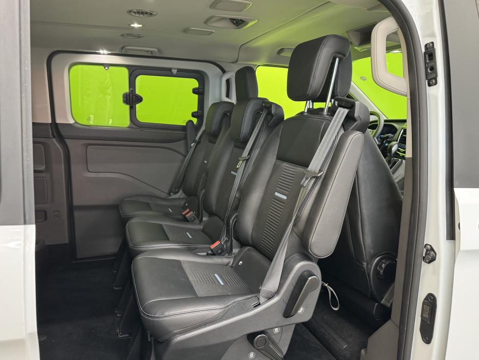 Ford Tourneo Custom 2023