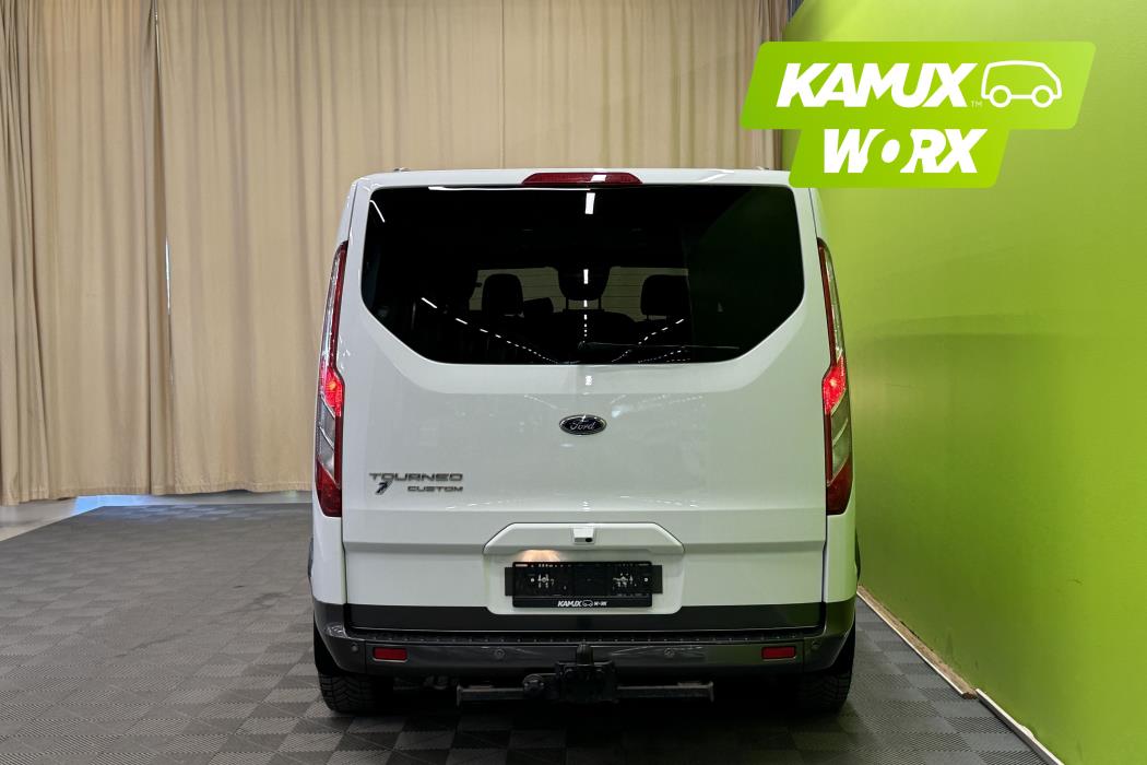 Ford Tourneo Custom 2023