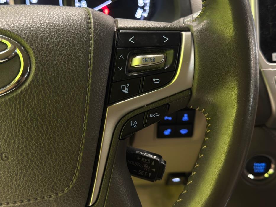 Toyota Land Cruiser 2019