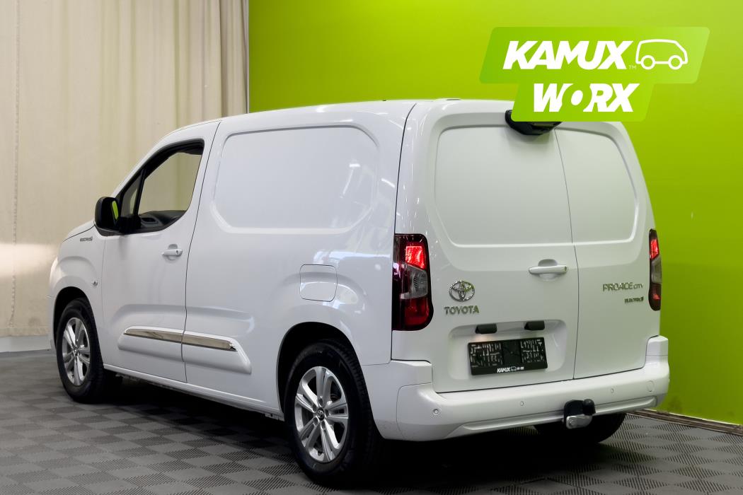 Toyota Proace City EV 2023