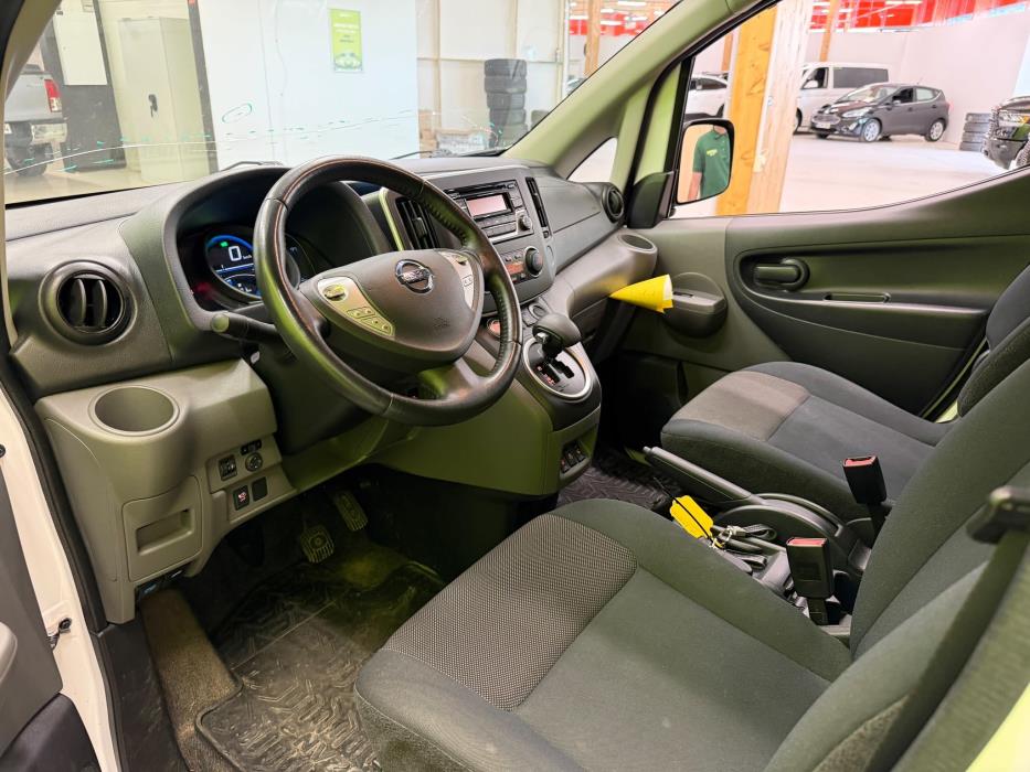 Nissan e-NV200 2021