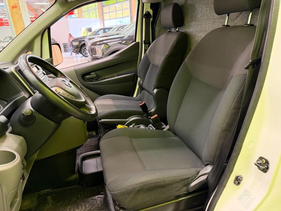Nissan e-NV200 2021