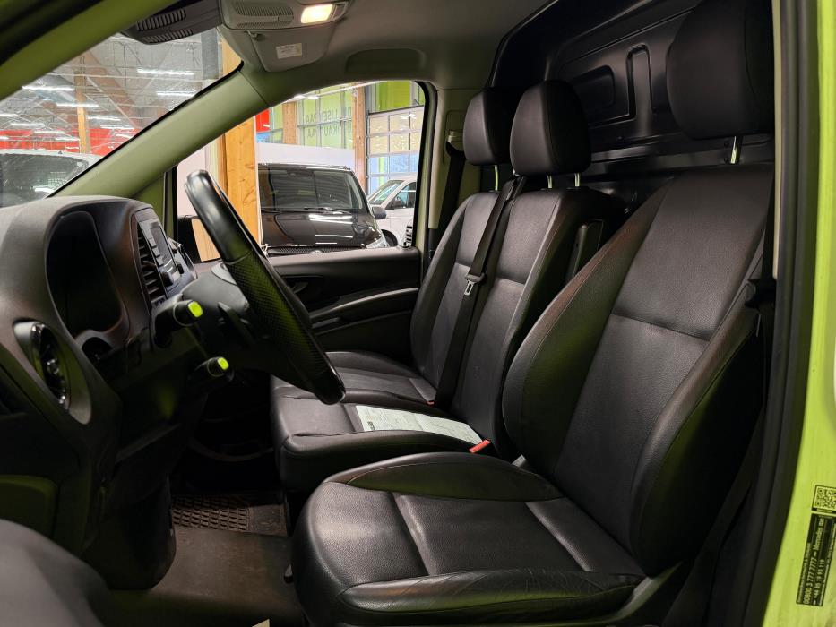 Mercedes-Benz Vito 2023