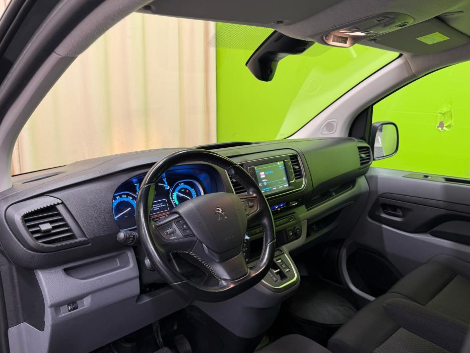 Peugeot e-Expert 2023