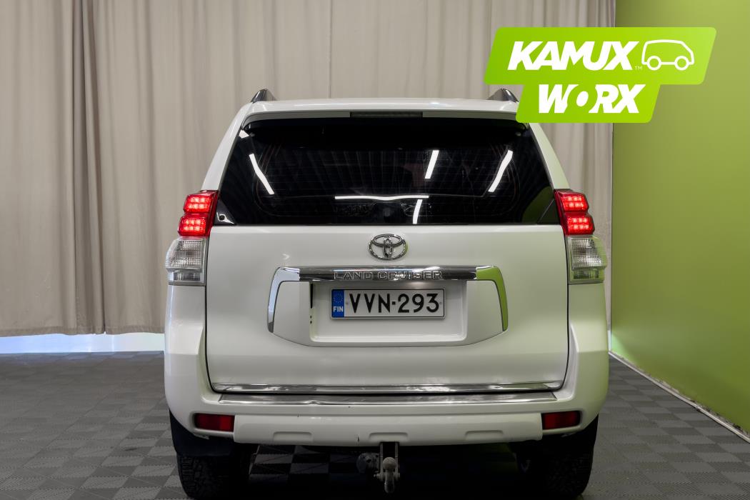 Toyota Land Cruiser 2011