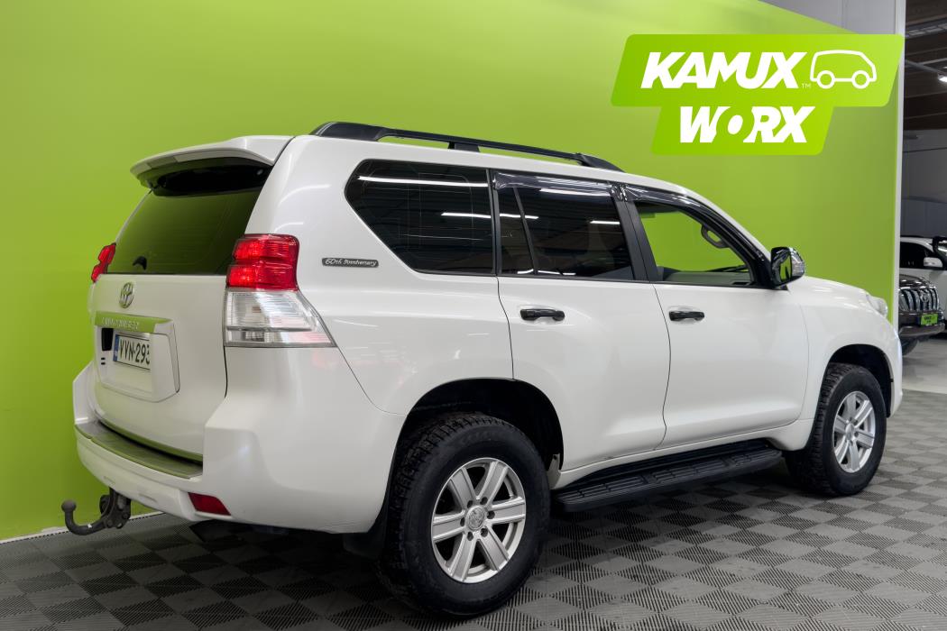 Toyota Land Cruiser 2011