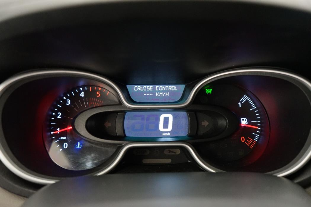 Nissan NV300 2017