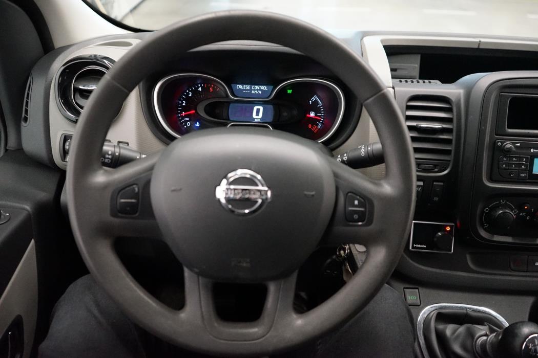 Nissan NV300 2017