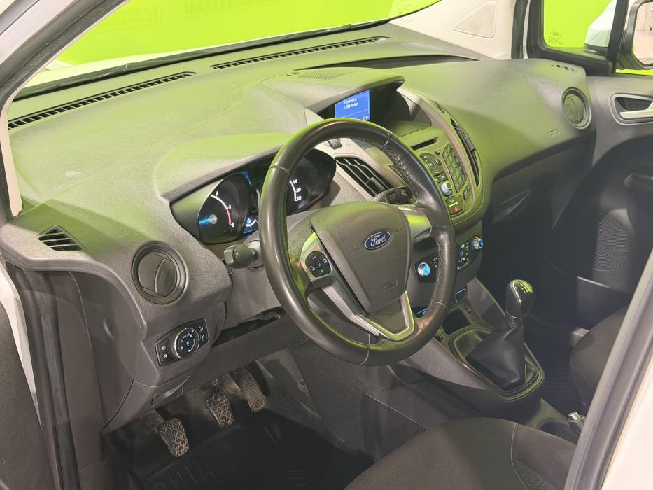 Ford Transit Courier 2018