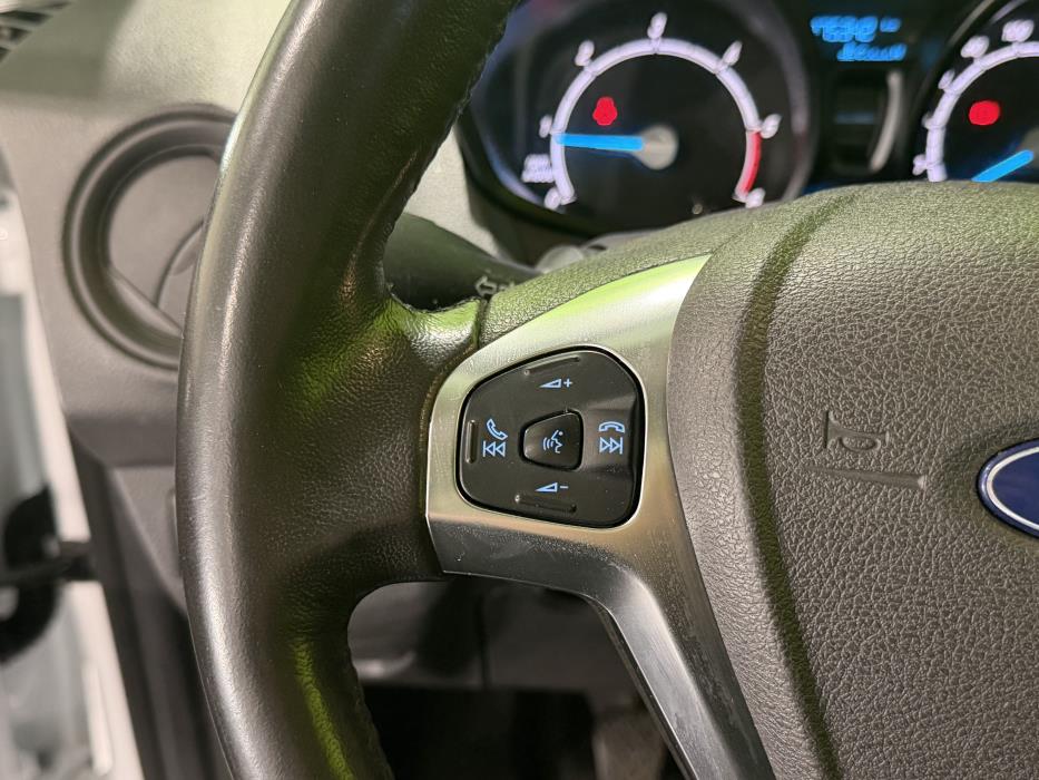 Ford Transit Courier 2018