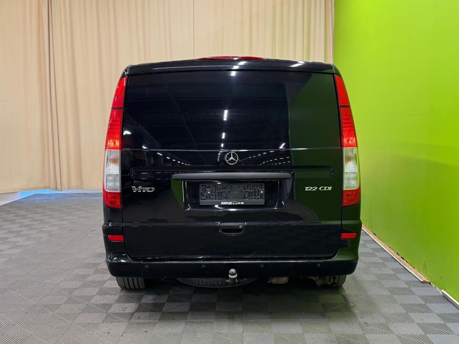 Mercedes-Benz Vito 2012