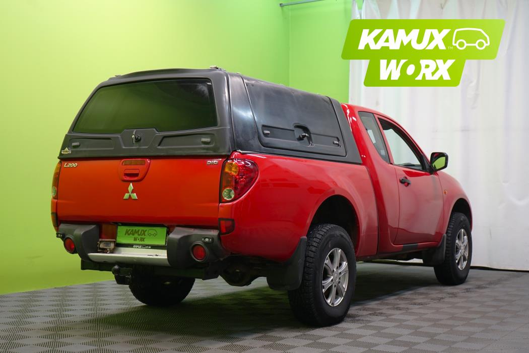 Mitsubishi L200 2010