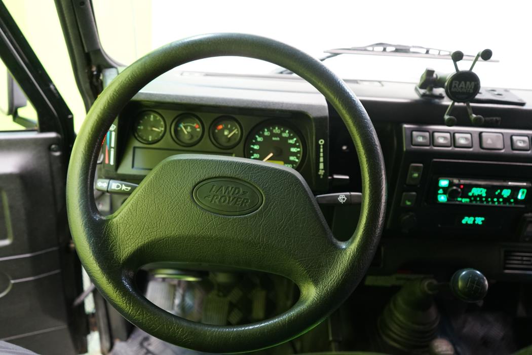 Land Rover Defender 2007