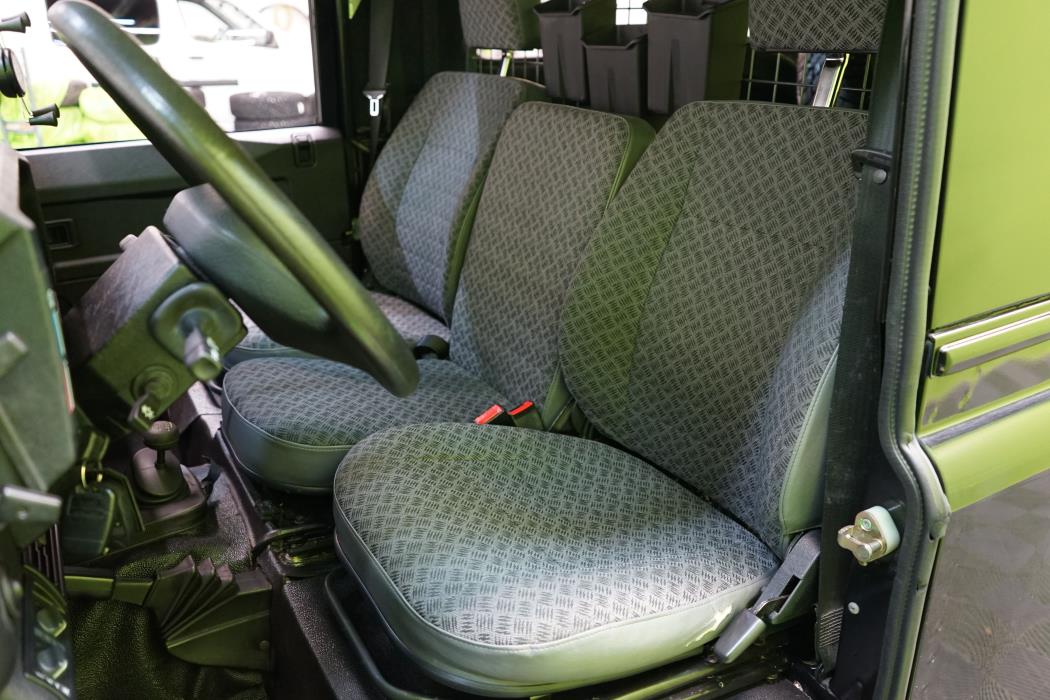 Land Rover Defender 2007