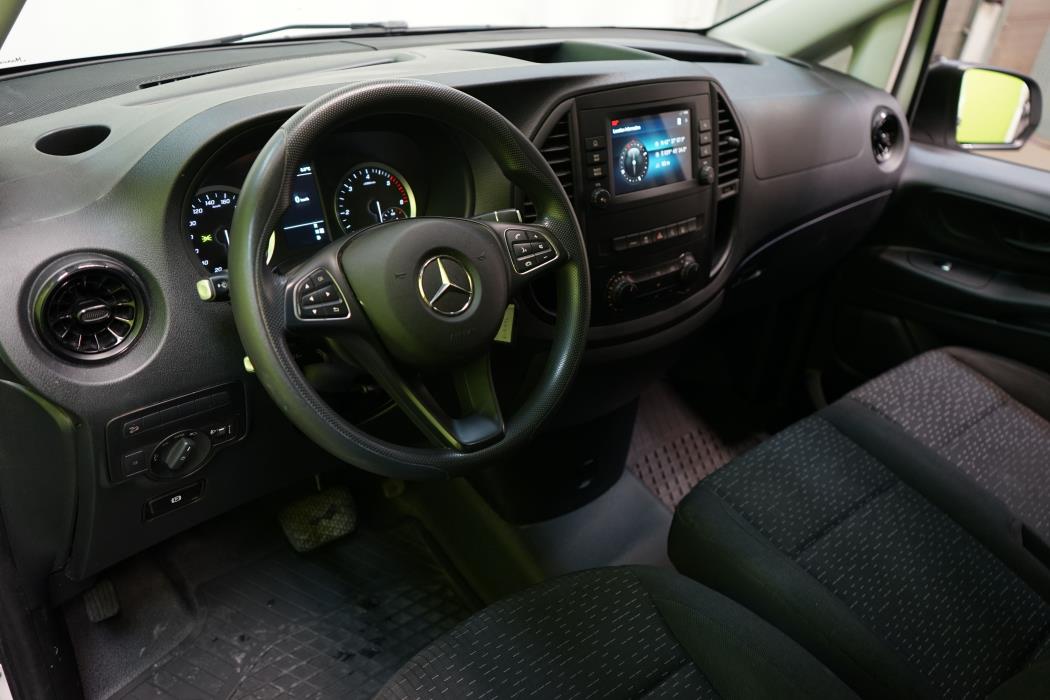 Mercedes-Benz Vito 2023