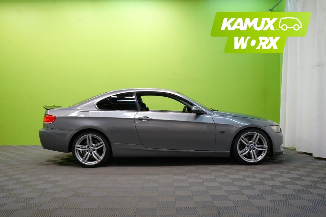 BMW 330 2007