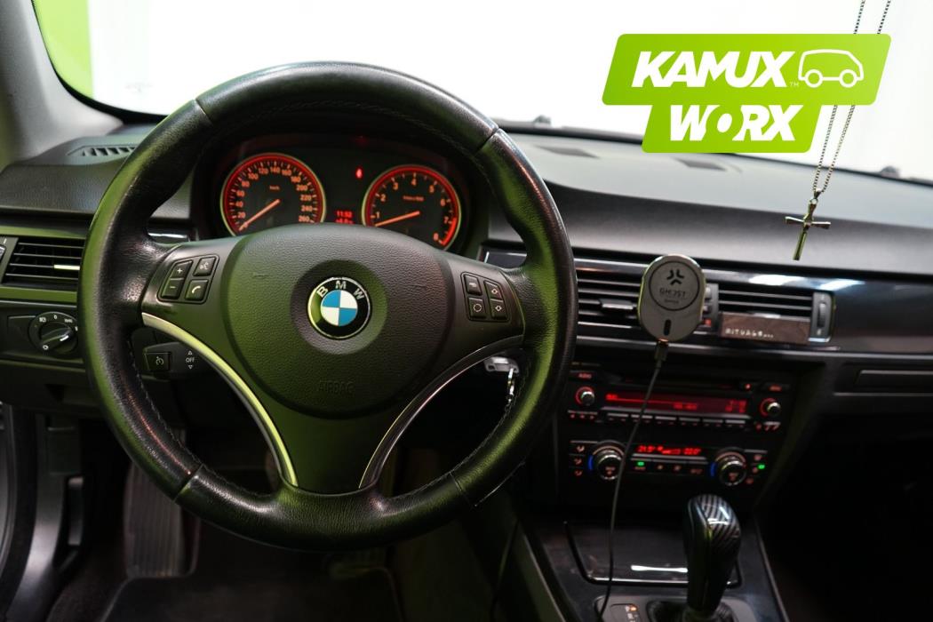 BMW 330 2007