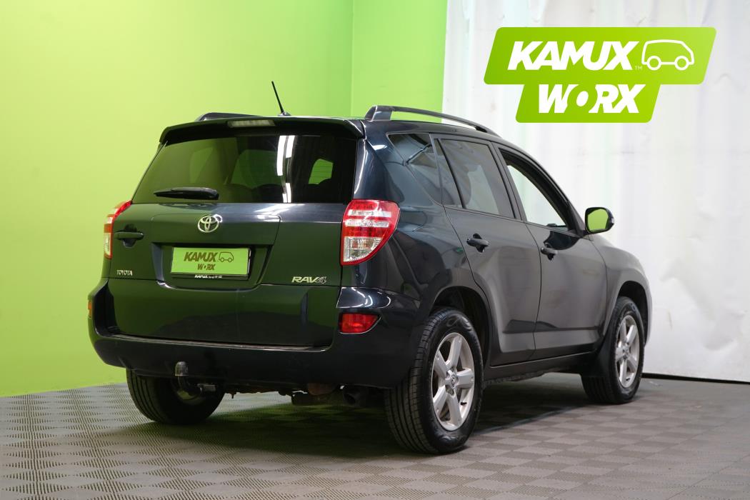 Toyota RAV4 2011