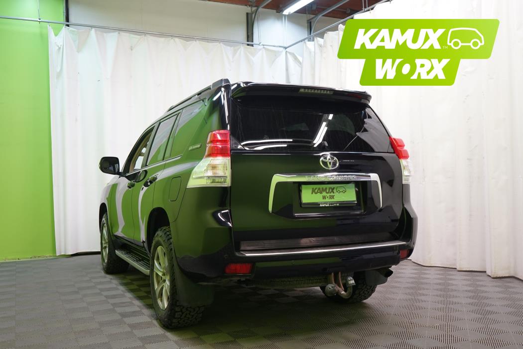 Toyota Land Cruiser 2012