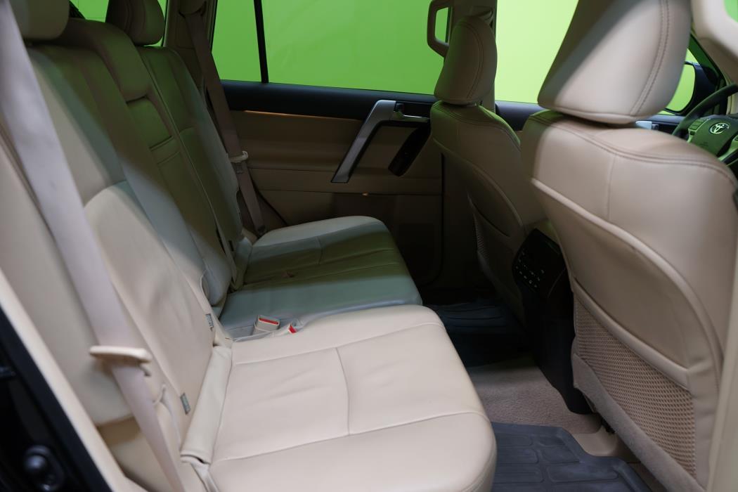 Toyota Land Cruiser 2015