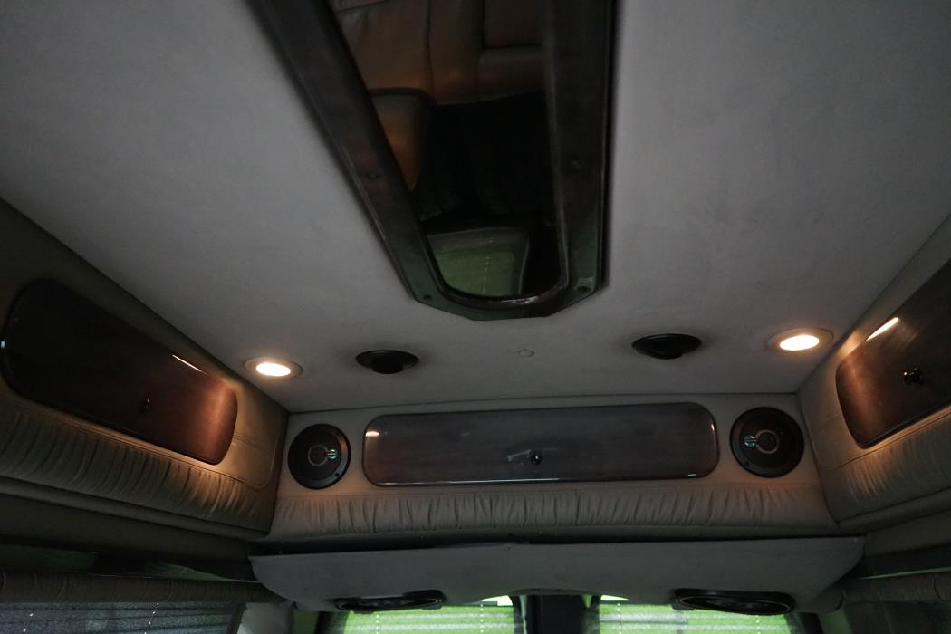 Chevrolet Express 2003