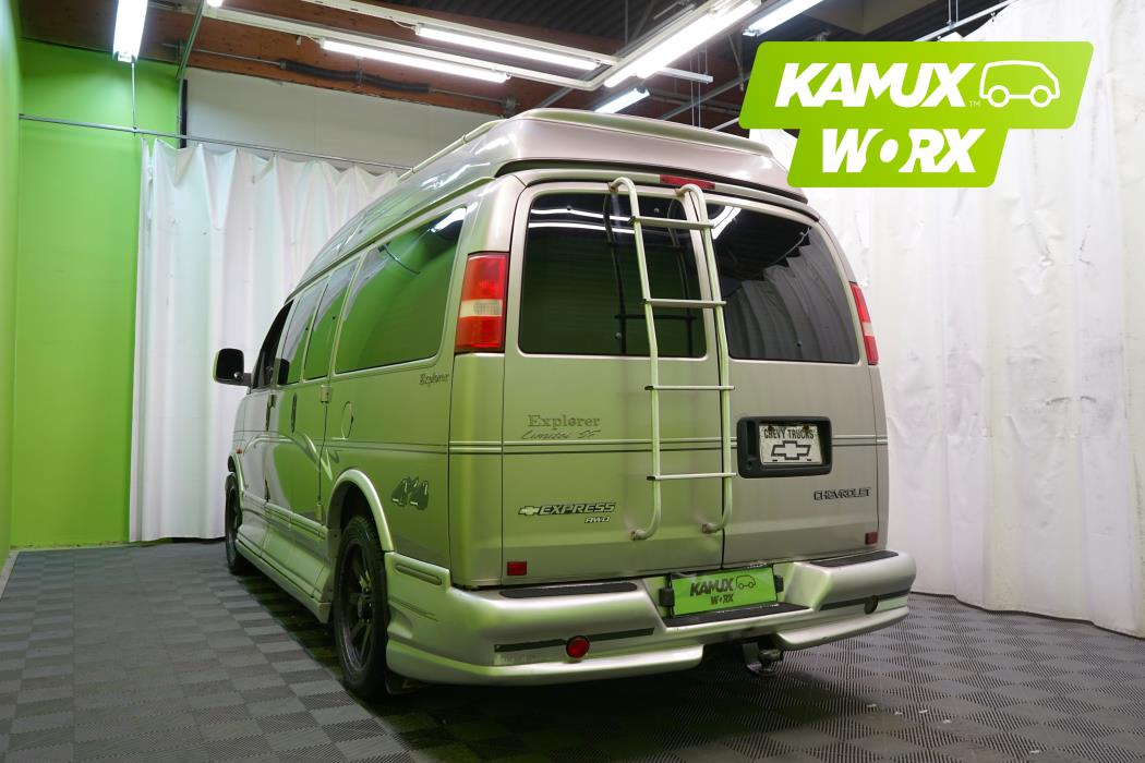 Chevrolet Express 2003