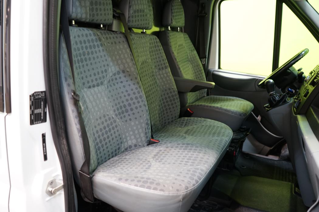 Ford Transit 2011