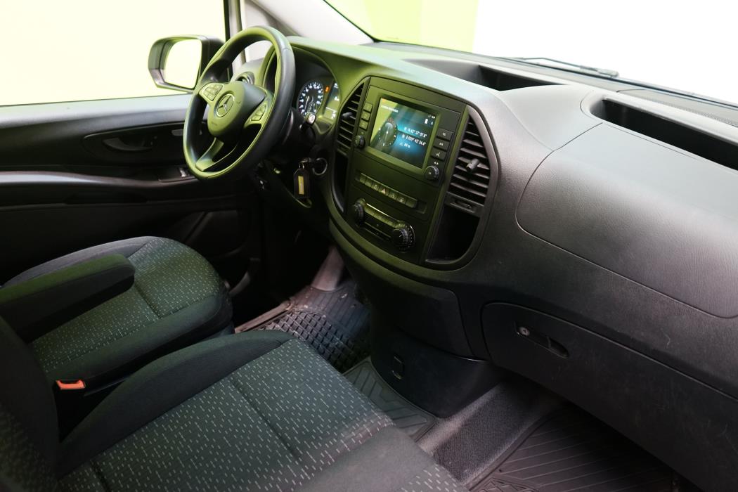 Mercedes-Benz Vito 2023