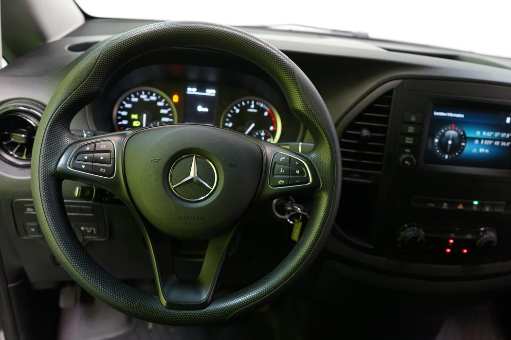 Mercedes-Benz Vito 2023