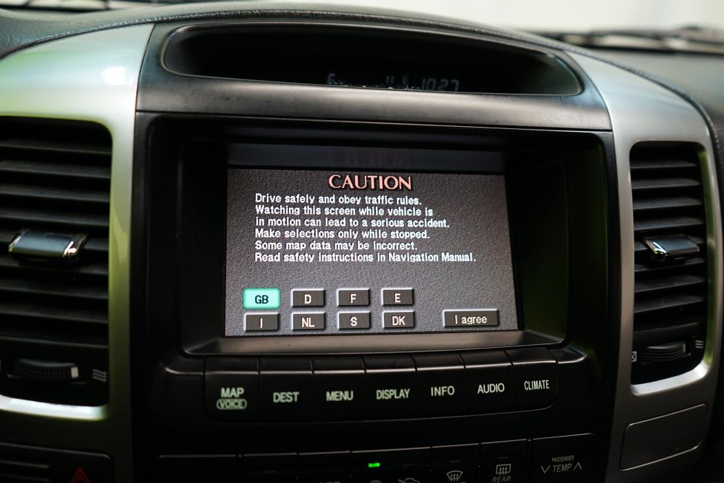 Toyota Land Cruiser 2004