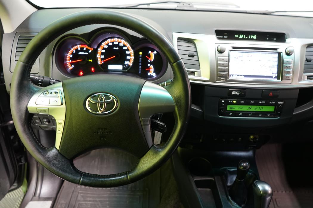Toyota Hilux 2014