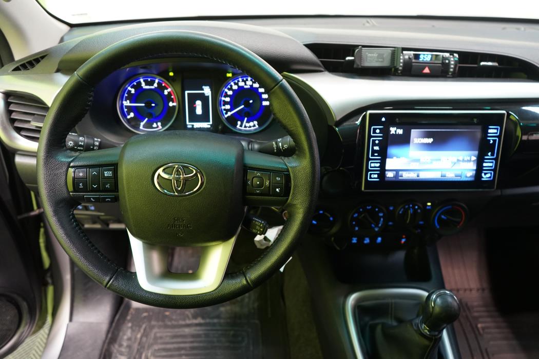 Toyota Hilux 2016