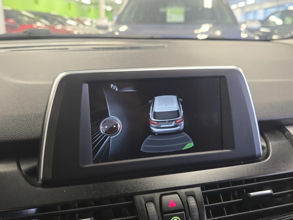 BMW 218 2014
