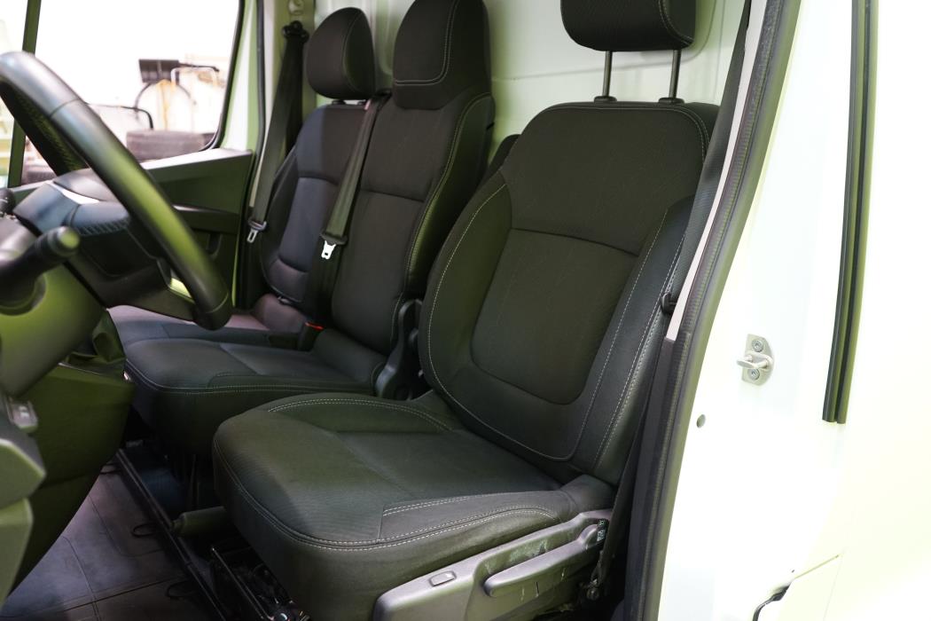 Nissan Primastar 2023