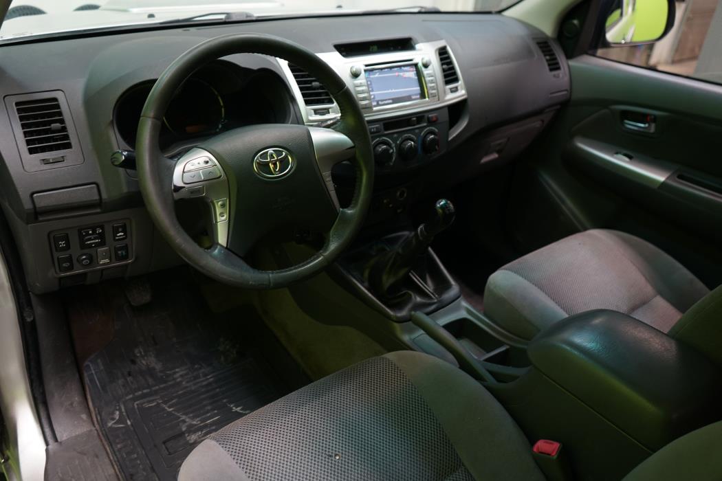Toyota Hilux 2011