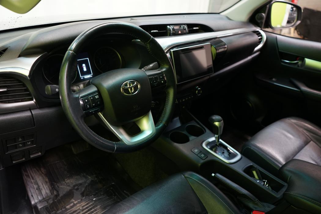 Toyota Hilux 2016
