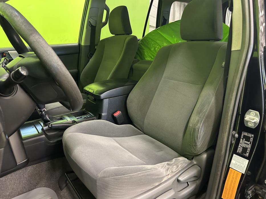 Toyota Land Cruiser 2010