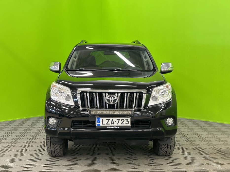 Toyota Land Cruiser 2010