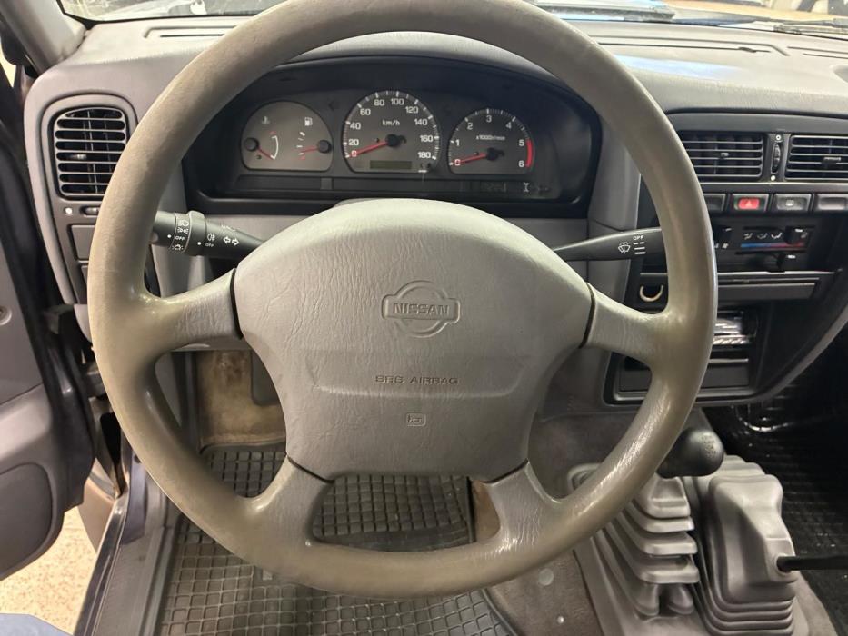 Nissan King Cab 1999