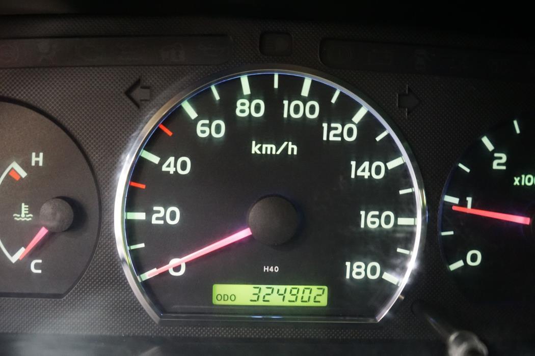 Toyota Hiace 2010